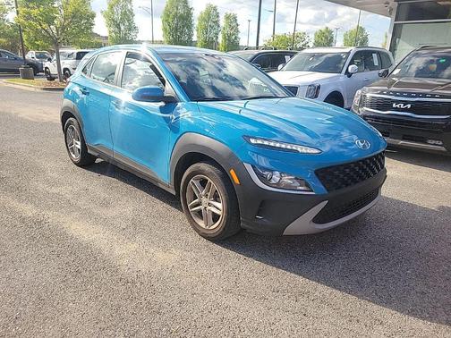 2022 Hyundai KONA SE