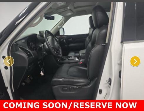 2023 INFINITI QX80 Luxe