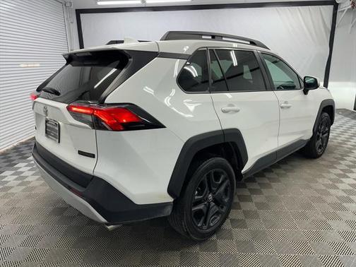 2023 Toyota RAV4 Adventure