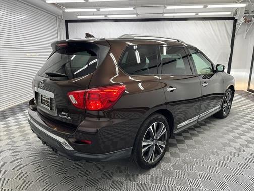 2019 Nissan Pathfinder Platinum