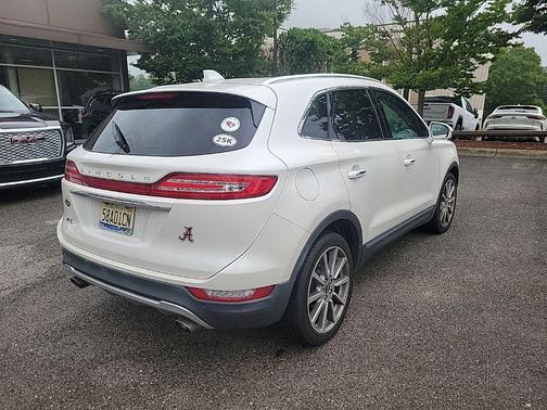 White Platinum Metallic Tri-Coat 2019 Lincoln MKC Reserve