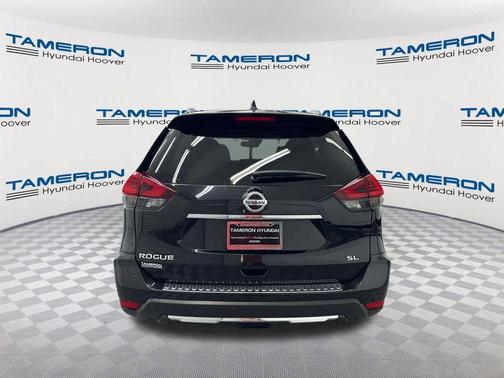 Magnetic Black Pearl 2020 Nissan Rogue SL