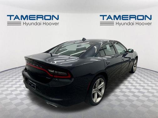 2017 Dodge Charger SXT