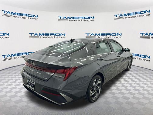 Ecotronic Gray 2025 Hyundai ELANTRA Limited