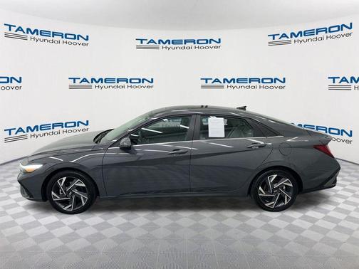 Ecotronic Gray 2025 Hyundai ELANTRA Limited