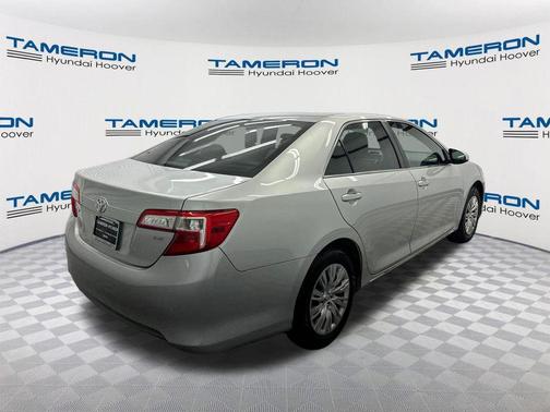Classic Silver Metallic 2014 Toyota Camry LE