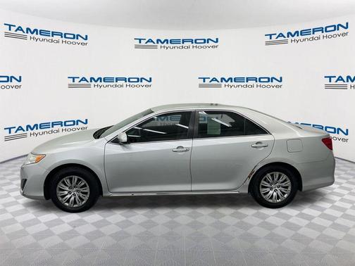 Classic Silver Metallic 2014 Toyota Camry LE