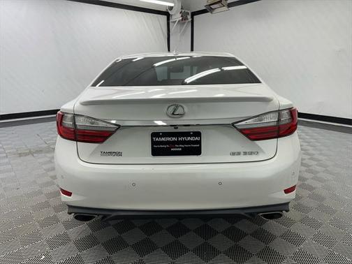 2016 Lexus ES 350 Base
