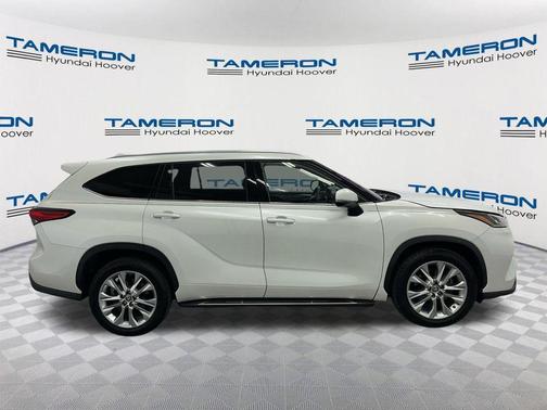 Wind Chill Pearl 2023 Toyota Highlander Limited