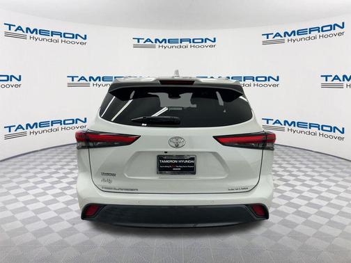 Wind Chill Pearl 2023 Toyota Highlander Limited