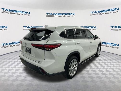 Wind Chill Pearl 2023 Toyota Highlander Limited