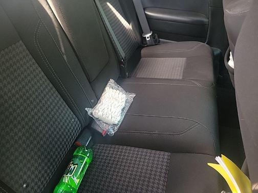 Pitch Black Clearcoat 2020 Dodge Challenger SXT