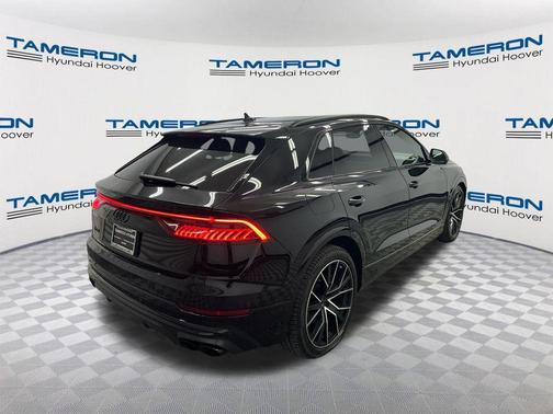 Mythos Black Metallic 2022 Audi SQ8 4.0T Prestige