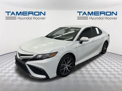 Ice Edge 2023 Toyota Camry SE