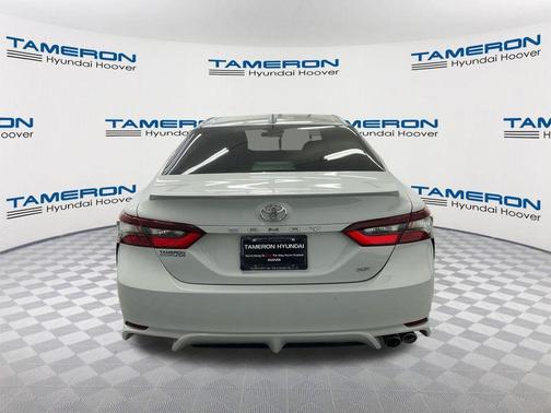Ice Edge 2023 Toyota Camry SE