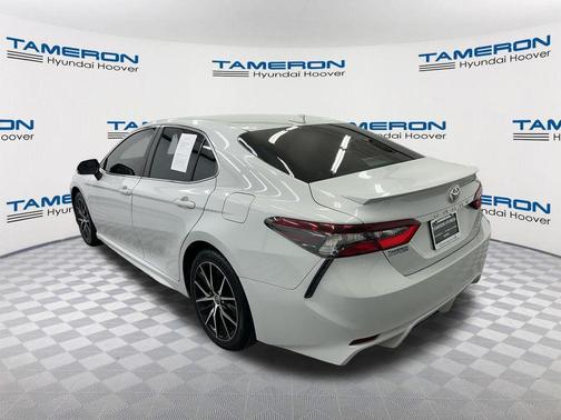 Ice Edge 2023 Toyota Camry SE