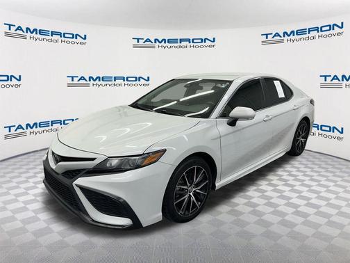 Ice Edge 2023 Toyota Camry SE