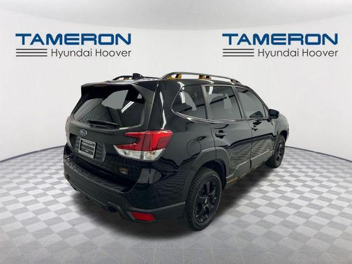 Crystal Black Silica 2022 Subaru Forester Wilderness