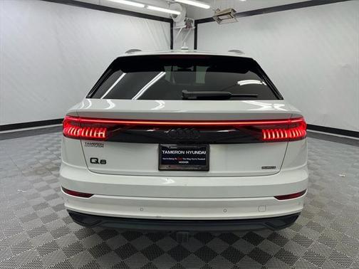 2021 Audi Q8 55 Premium