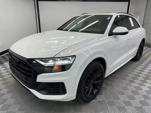 2021 Audi Q8 55 Premium