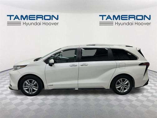 2021 Toyota Sienna Limited 7-Passenger