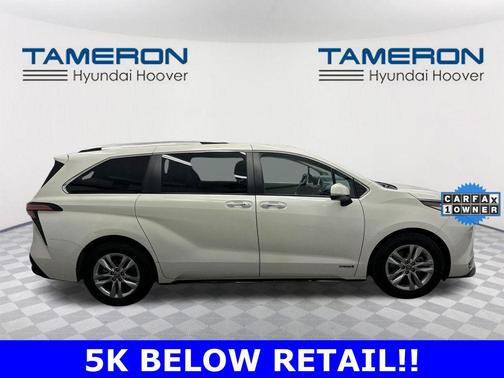 2021 Toyota Sienna Limited 7-Passenger