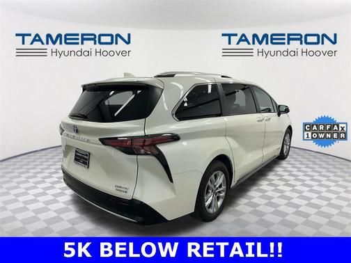 2021 Toyota Sienna Limited 7-Passenger