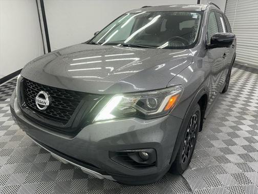 2019 Nissan Pathfinder SL
