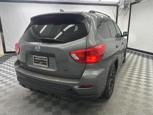 2019 Nissan Pathfinder SL