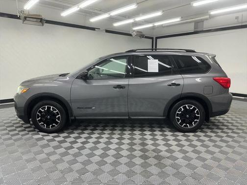 2019 Nissan Pathfinder SL