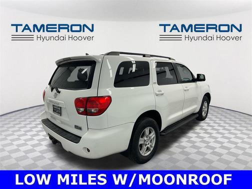 2017 Toyota Sequoia SR5