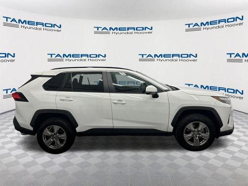 Ice Cap 2024 Toyota RAV4 XLE