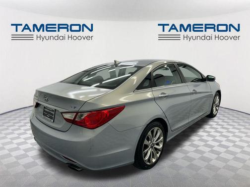 Iridescent Silver Blue Pearl 2011 Hyundai SONATA SE 2.0T