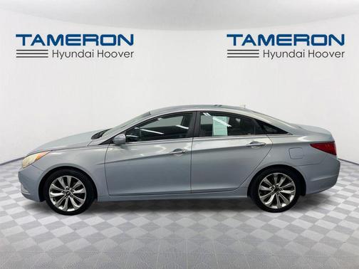 Iridescent Silver Blue Pearl 2011 Hyundai SONATA SE 2.0T