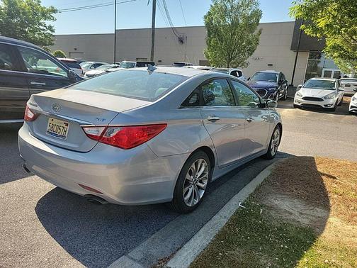 Iridescent Silver Blue Pearl 2011 Hyundai SONATA SE 2.0T