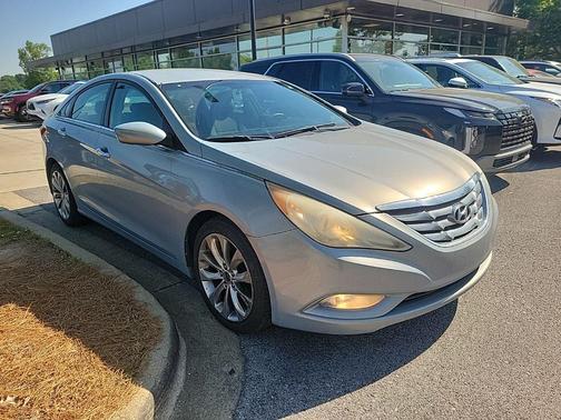 Iridescent Silver Blue Pearl 2011 Hyundai SONATA SE 2.0T