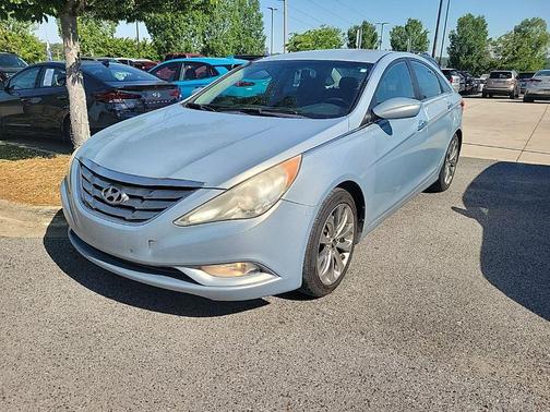 Iridescent Silver Blue Pearl 2011 Hyundai SONATA SE 2.0T