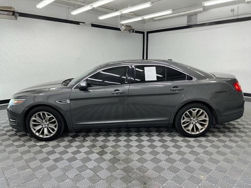 2018 Ford Taurus Limited