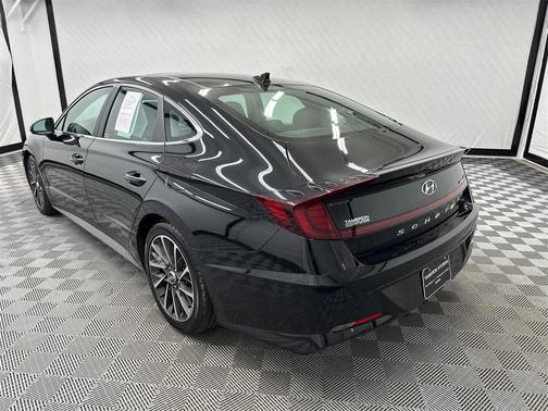 2021 Hyundai SONATA Limited