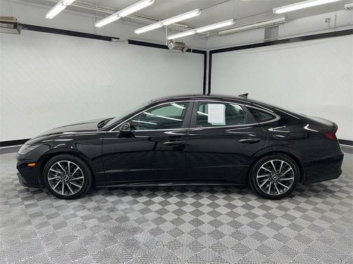 2021 Hyundai SONATA Limited