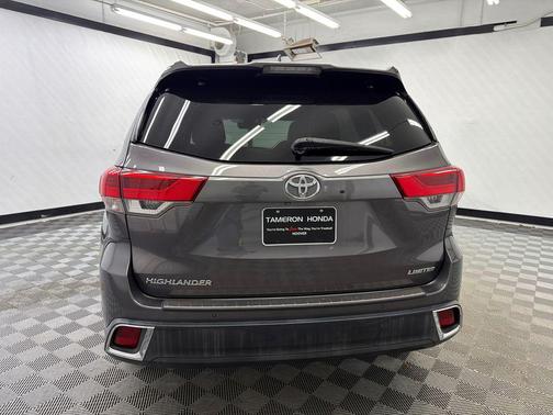 2018 Toyota Highlander Limited Platinum