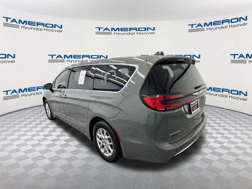 Ceramic Gray Clearcoat 2023 Chrysler Pacifica Touring L