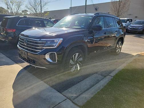 2025 Volkswagen Atlas 2.0T SE w/Technology