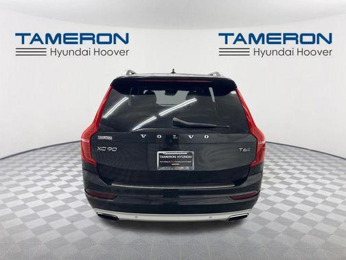 Onyx Black Metallic 2017 Volvo XC90 T6 Momentum