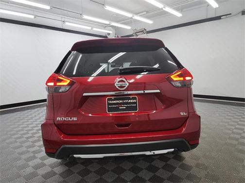 2017 Nissan Rogue SL