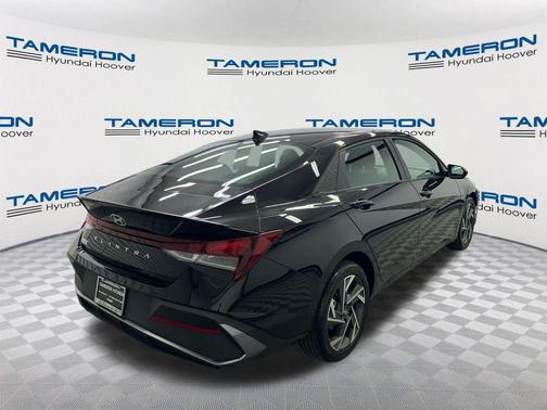 Abyss Black 2025 Hyundai ELANTRA Sport