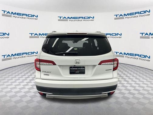 Platinum White Pearl 2020 Honda Pilot Touring 8-Passenger