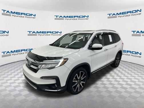 Platinum White Pearl 2020 Honda Pilot Touring 8-Passenger