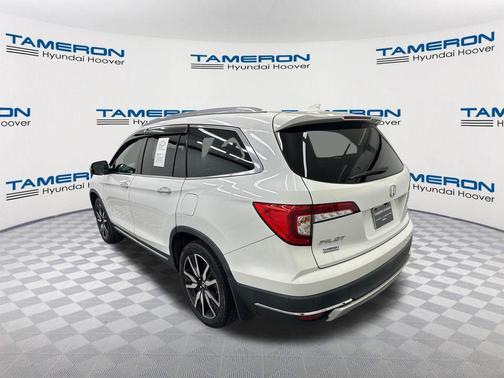 Platinum White Pearl 2020 Honda Pilot Touring 8-Passenger