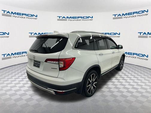 Platinum White Pearl 2020 Honda Pilot Touring 8-Passenger